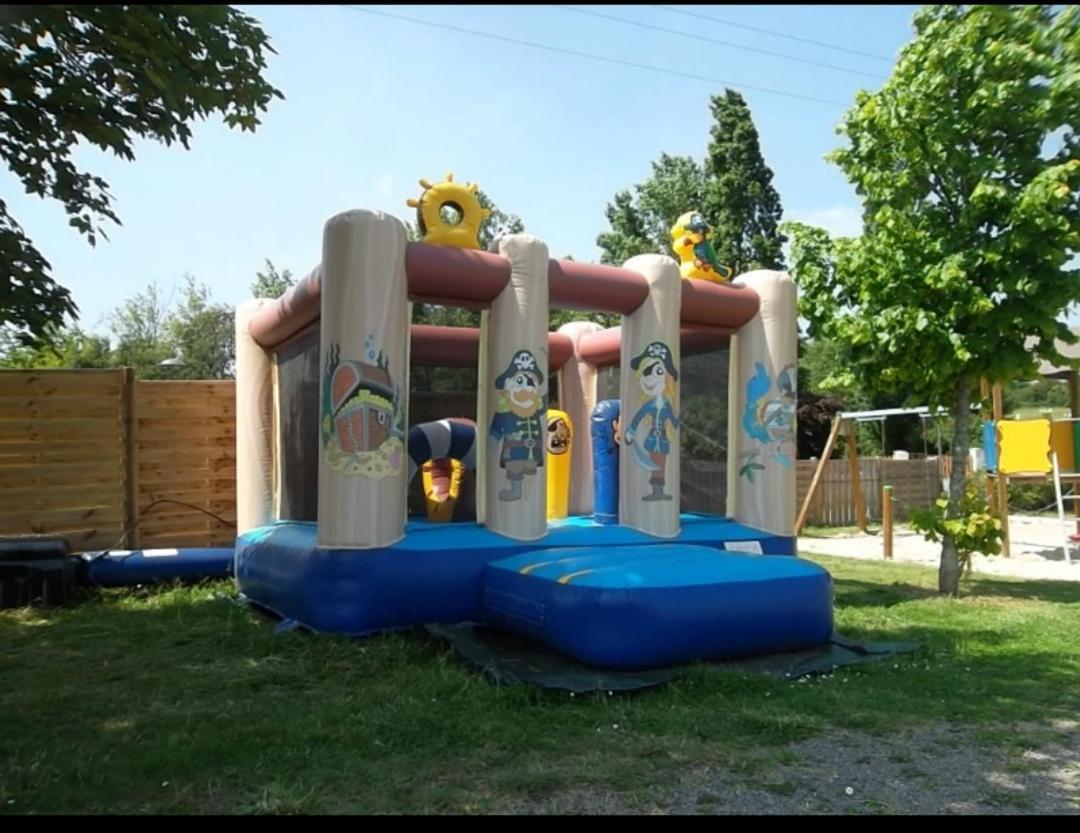 Mobil-Home Le Petit Paradis Vendeen Camping 3 Etoiles 7Km Des Plages Avrillé المظهر الخارجي الصورة