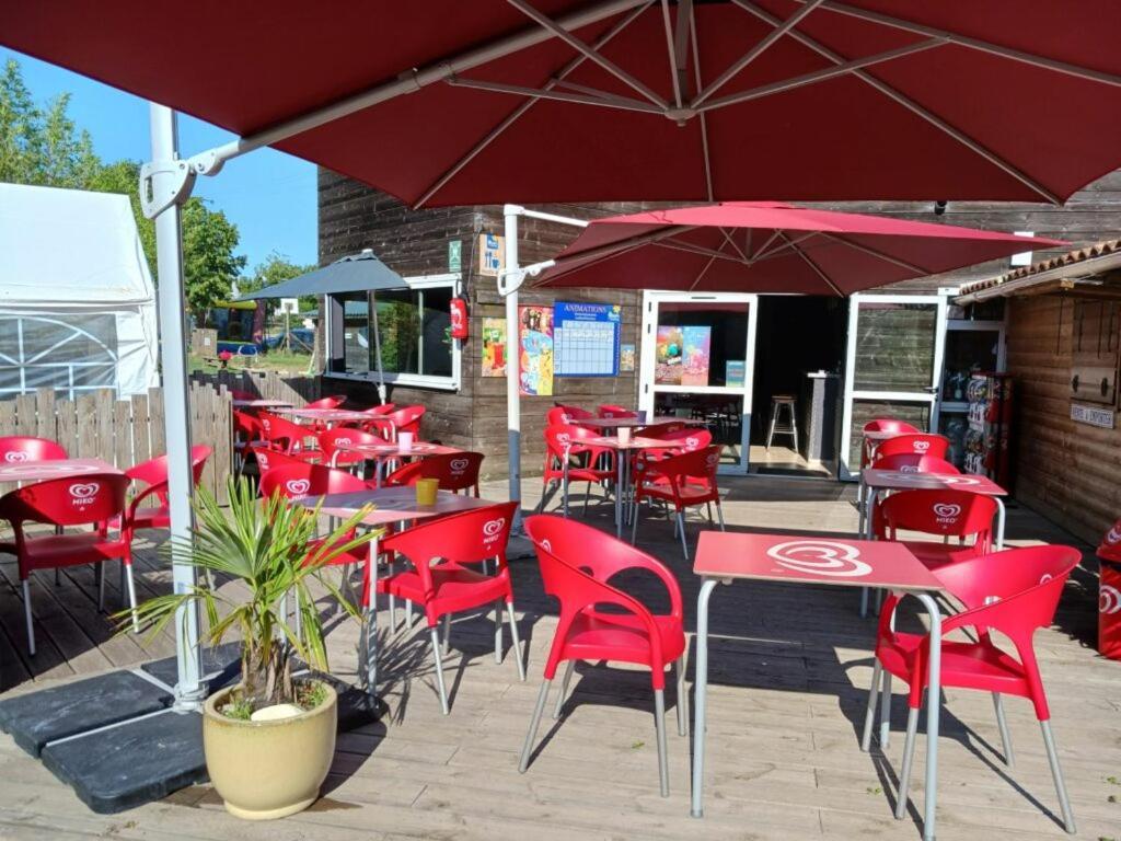 Mobil-Home Le Petit Paradis Vendeen Camping 3 Etoiles 7Km Des Plages Avrillé المظهر الخارجي الصورة