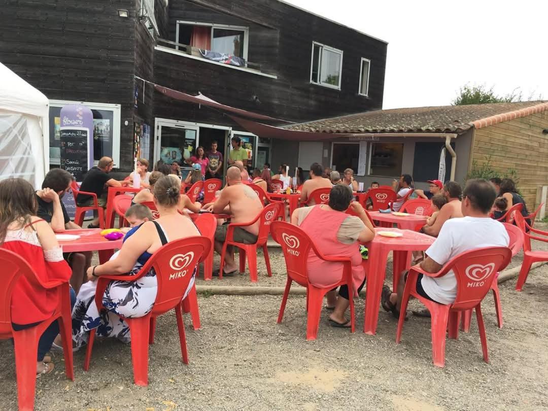 Mobil-Home Le Petit Paradis Vendeen Camping 3 Etoiles 7Km Des Plages Avrillé المظهر الخارجي الصورة
